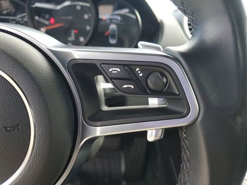 Used 2019 Porsche 718 Boxster image 23