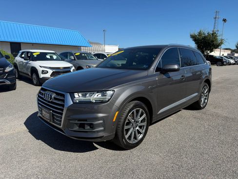 Used 2019 Audi Q7 3.0T Premium Plus w/ Premium Plus Package AWD/4WD image 4
