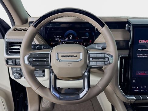 New 2026 GMC Yukon XL Denali AWD/4WD image 12
