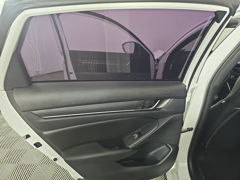Used 2022 Honda Accord Sport image 16