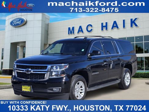 Used 2015 Chevrolet Suburban LT w/ Luxury Package image 1