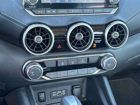 Used 2025 Nissan Sentra SV image 19