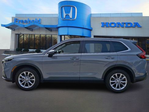 Used 2023 Honda CR-V EX image 4