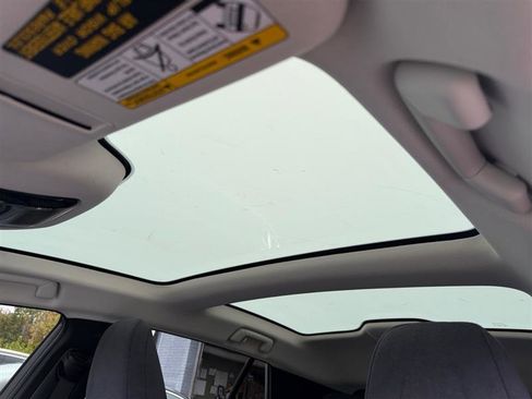 Used 2023 Lexus RZ 450e Premium image 19