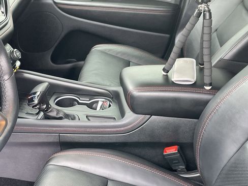 Used 2025 Dodge Durango GT image 37