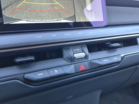 New 2026 Kia EV9 Wind image 22