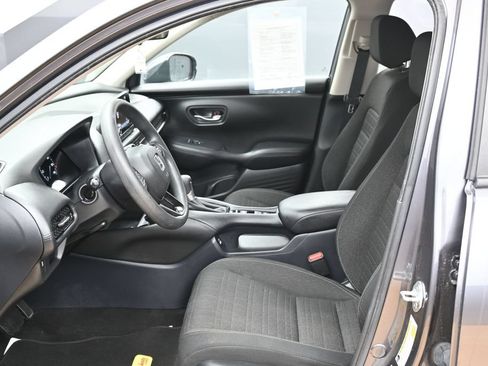 Used 2023 Honda HR-V LX image 16