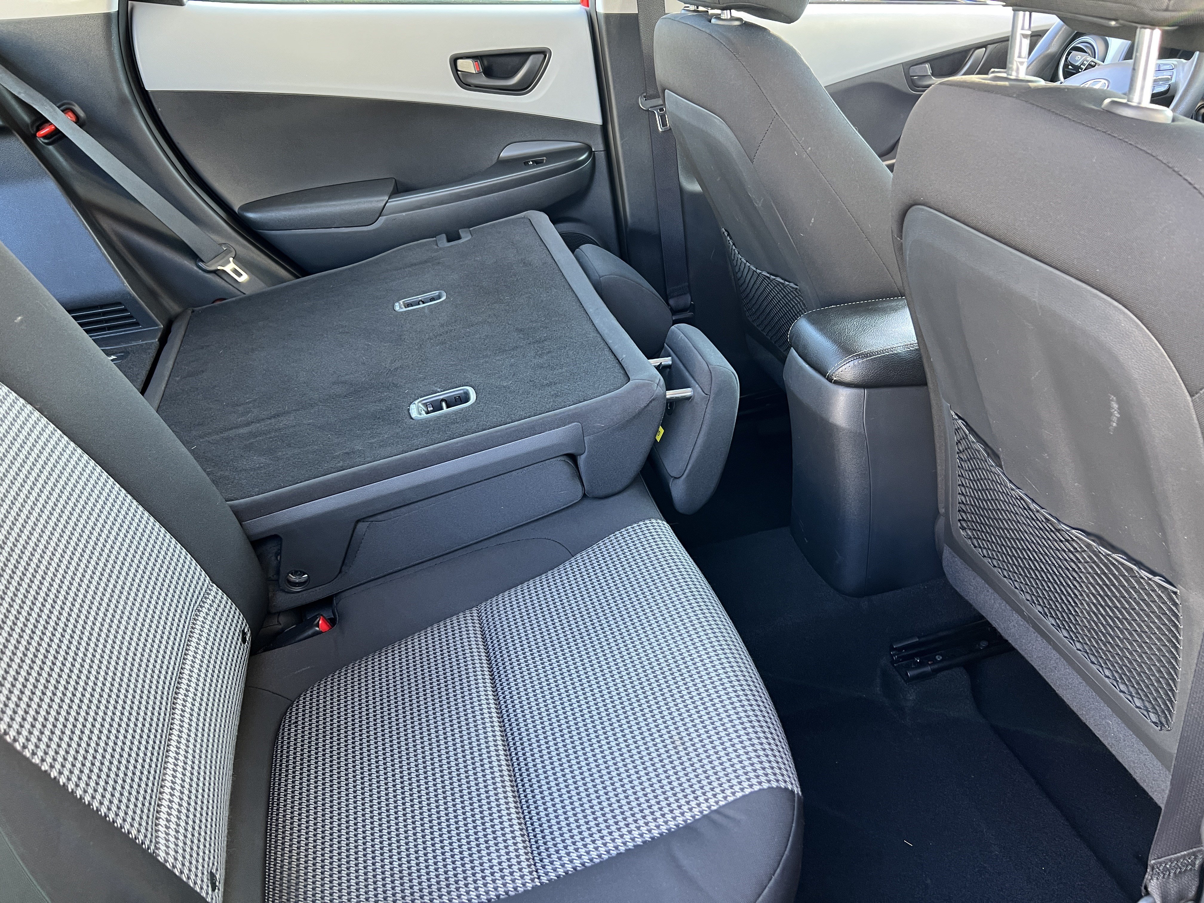 Used 2020 Hyundai Kona SE AWD/4WD image 20