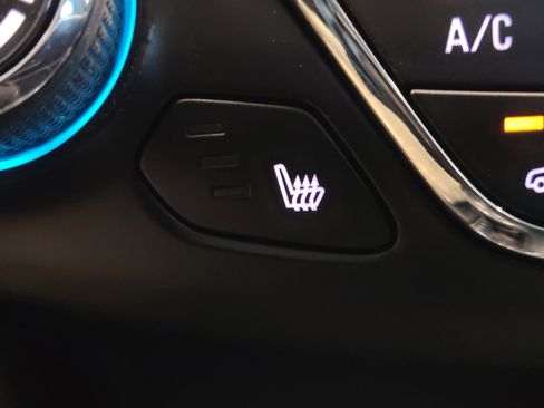 Used 2017 Chevrolet Cruze LT w/ Sun And Sound Package image 23