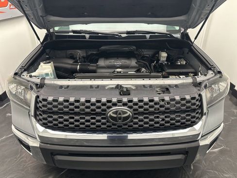 Used 2020 Toyota Tundra SR5 w/ SR5 Leather Package image 29