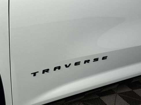 Certified 2026 Chevrolet Traverse RS w/ LPO, Floor Liner Package image 10