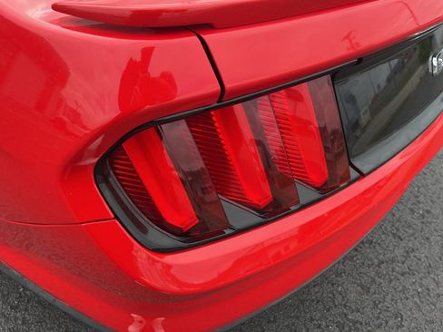 Used 2016 Ford Mustang GT Premium w/ Equipment Group 401A RWD image 20