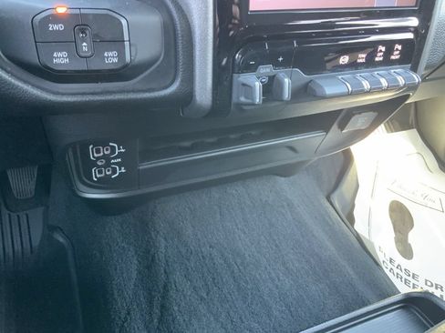 Used 2025 RAM 2500 Tradesman AWD/4WD image 26