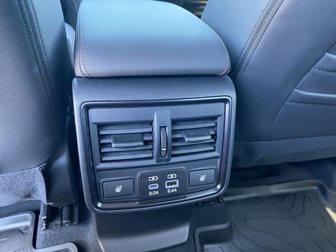 Certified 2025 Subaru Forester Touring AWD/4WD image 35