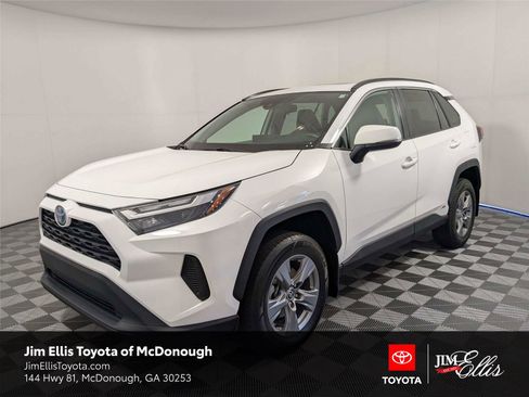 Used 2024 Toyota RAV4 XLE w/ Convenience Package AWD/4WD image 1