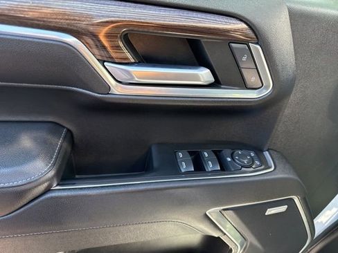 Used 2023 Chevrolet Silverado 1500 RST w/ Redline Edition image 15