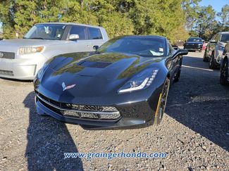 Used 2017 Chevrolet Corvette Stingray Coupe w/ 2LT Preferred Equipment Group video 2