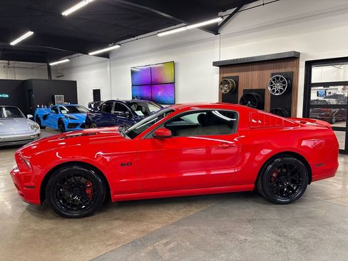 Used 2014 Ford Mustang GT w/ Equipment Group 301A image 4