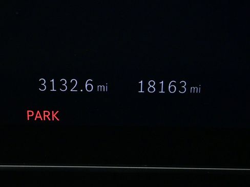 Certified 2024 Mercedes-Benz GLC 300 4MATIC image 11