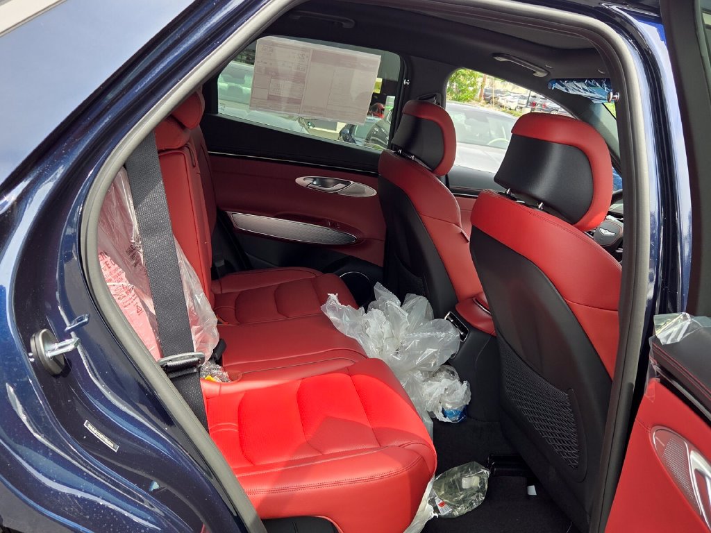 New 2026 Genesis GV70 2.5T Sport Prestige AWD/4WD image 15