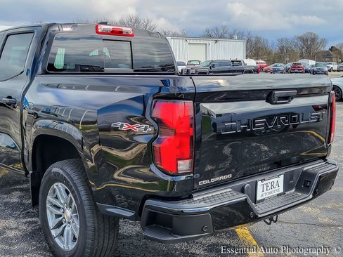 New 2026 Chevrolet Colorado LT w/ LT Convenience Package AWD/4WD image 6