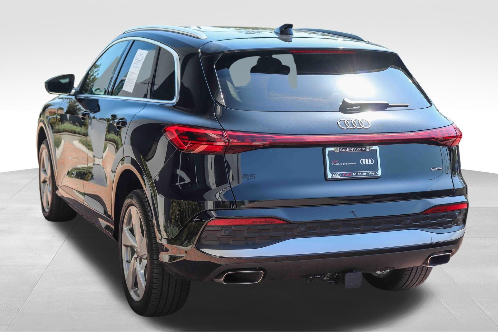 Certified 2025 Audi Q5 Premium w/ Premium Plus AWD/4WD image 5
