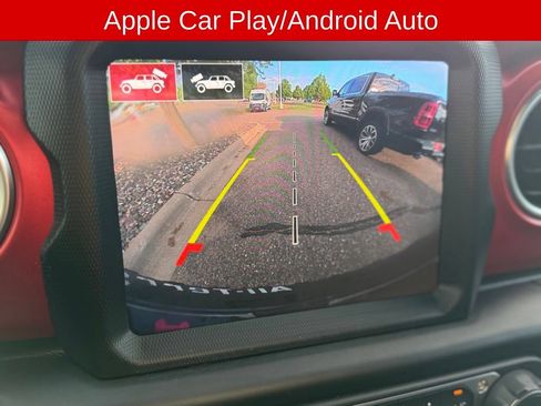 Used 2023 Jeep Wrangler Unlimited Rubicon w/ LED Lighting Group AWD/4WD image 6