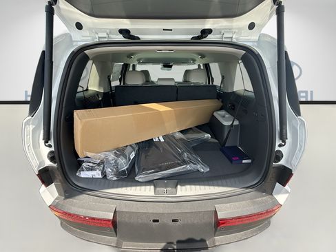 New 2026 Hyundai Santa Fe SEL FWD image 18