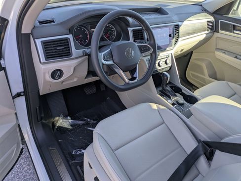Used 2021 Volkswagen Atlas SE image 9