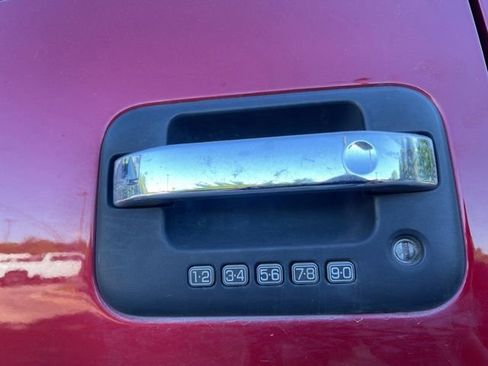 Used 2013 Ford F150 XLT w/ Luxury Equipment Group AWD/4WD image 5