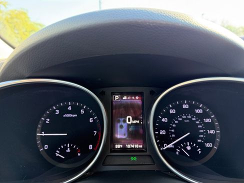 Used 2017 Hyundai Santa Fe Sport FWD image 10