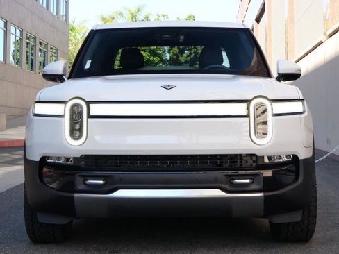 Used 2023 Rivian R1T Adventure image 3