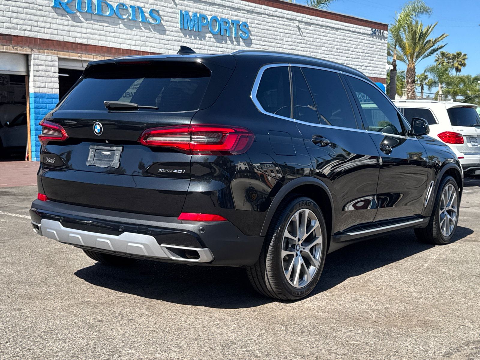 Used 2019 BMW X5 xDrive40i w/ Executive Package AWD/4WD image 7