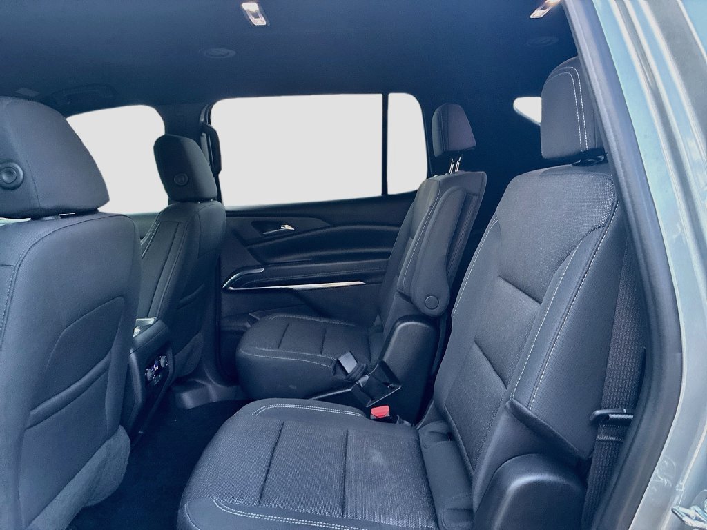 Used 2026 Chevrolet Traverse LT w/ LPO, Floor Liner Package FWD image 23