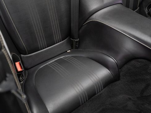 Used 2019 Aston Martin DB11 Volante image 43