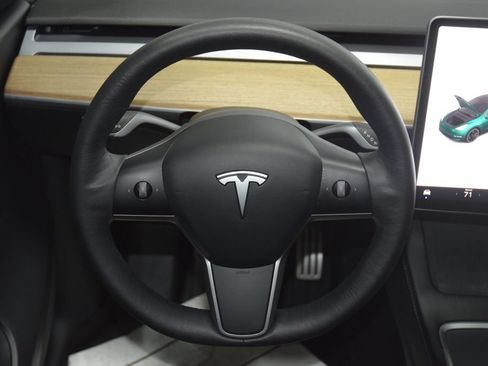 Used 2022 Tesla Model Y Performance AWD/4WD image 33