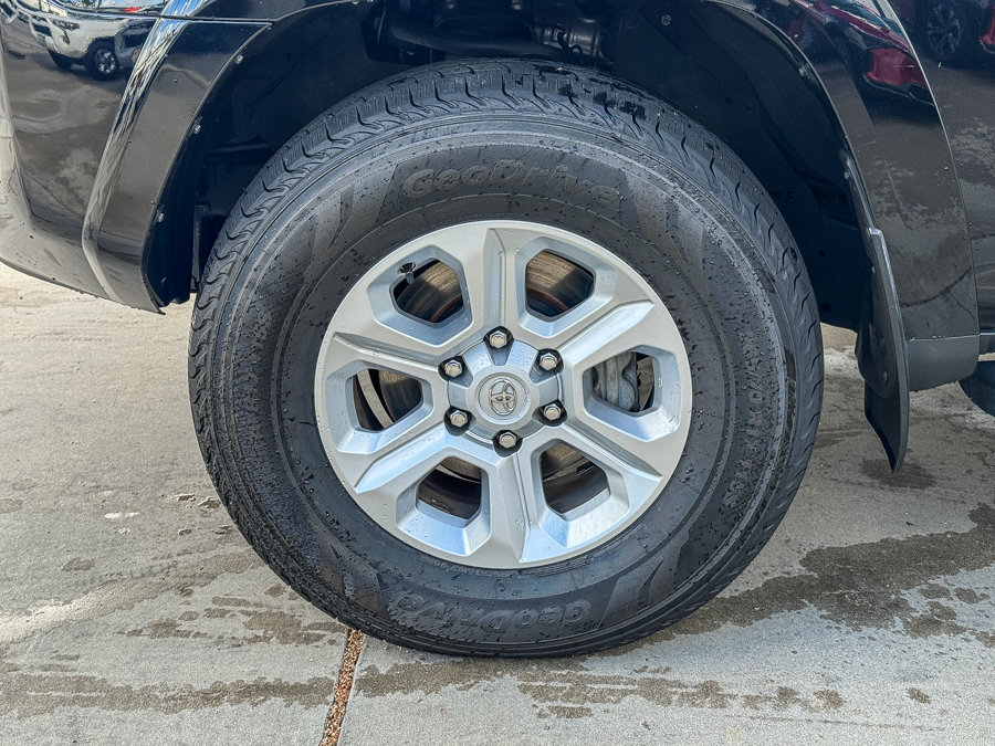 Certified 2023 Toyota 4Runner SR5 Premium w/ Moonroof Package AWD/4WD image 11