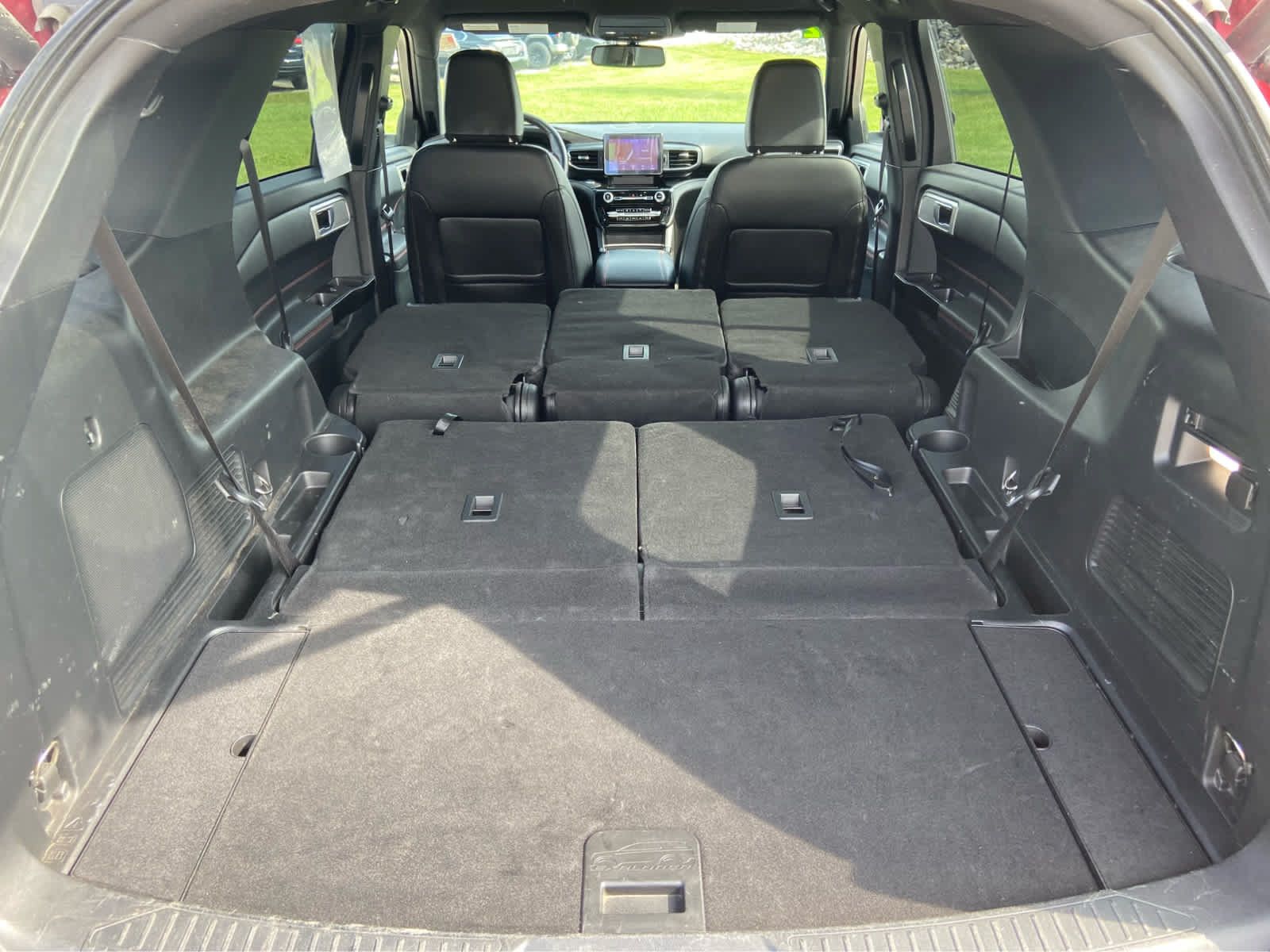 Used 2022 Ford Explorer ST-Line AWD/4WD image 9