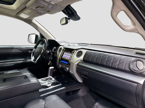 Used 2019 Toyota Tundra SR5 image 32