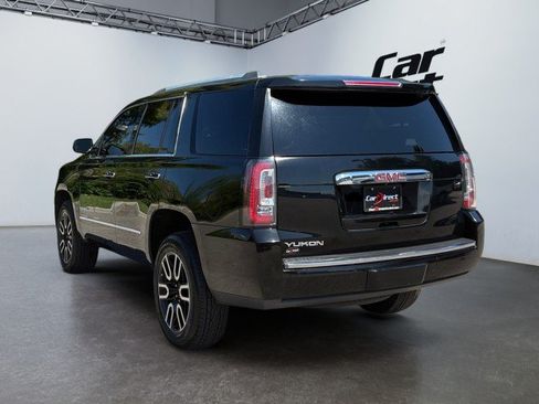 Used 2019 GMC Yukon Denali w/ Denali Ultimate Package AWD/4WD image 16