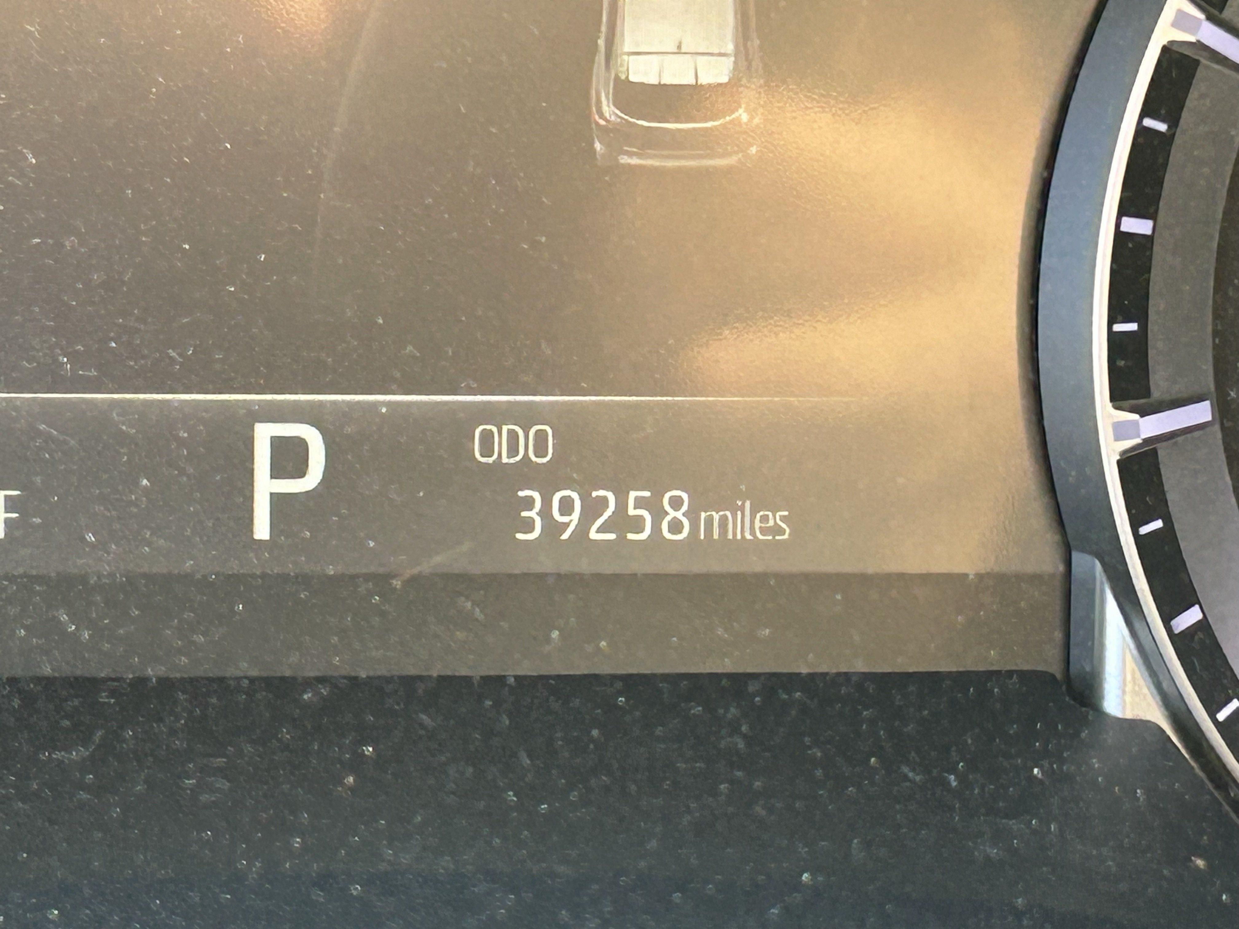 Used 2024 Toyota Highlander XLE FWD image 8