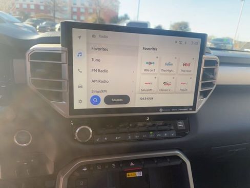 Used 2024 Toyota Tundra Limited image 11