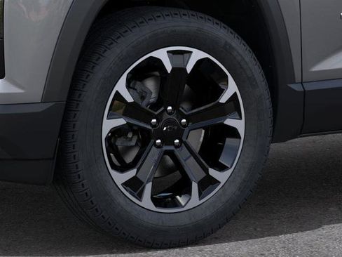 New 2026 Chevrolet Equinox LT w/ Convenience Package II AWD/4WD image 9