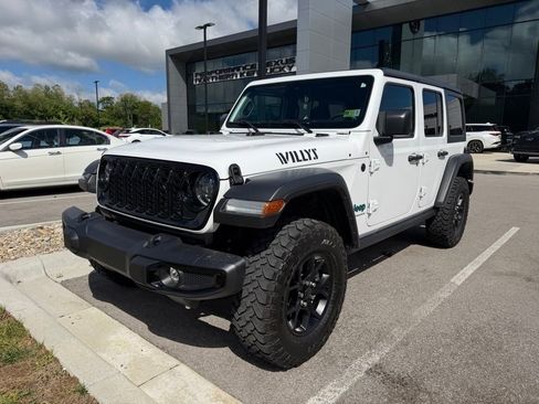 Used 2024 Jeep Wrangler Unlimited Sport AWD/4WD image 8