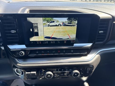 Used 2024 Chevrolet Silverado 1500 High Country w/ High Country Premium Package image 20