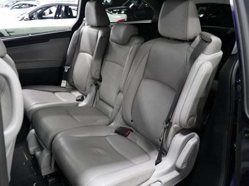 Used 2021 Honda Odyssey EX-L image 22