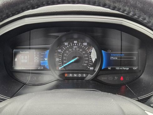 Used 2022 Ford Edge Titanium AWD/4WD image 12