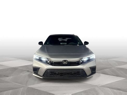 Used 2024 Honda Civic Sport image 3