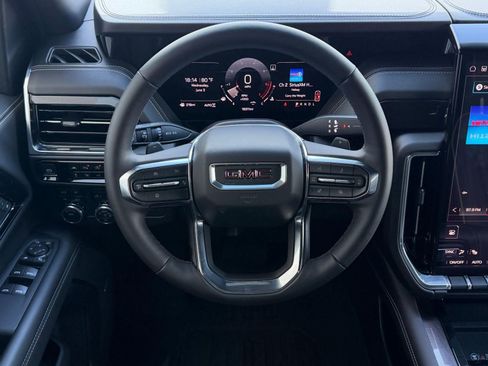 Used 2025 GMC Yukon Elevation AWD/4WD image 15