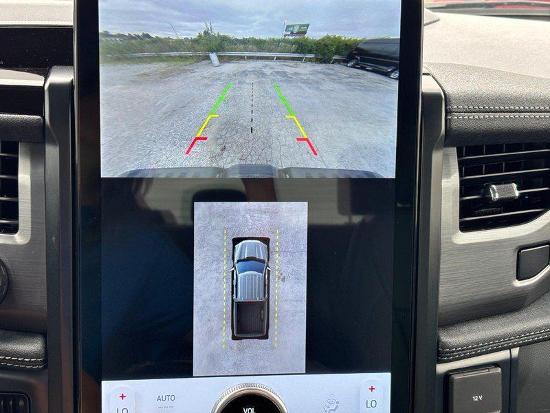 Used 2025 Ford F150 Lightning Flash AWD/4WD image 24
